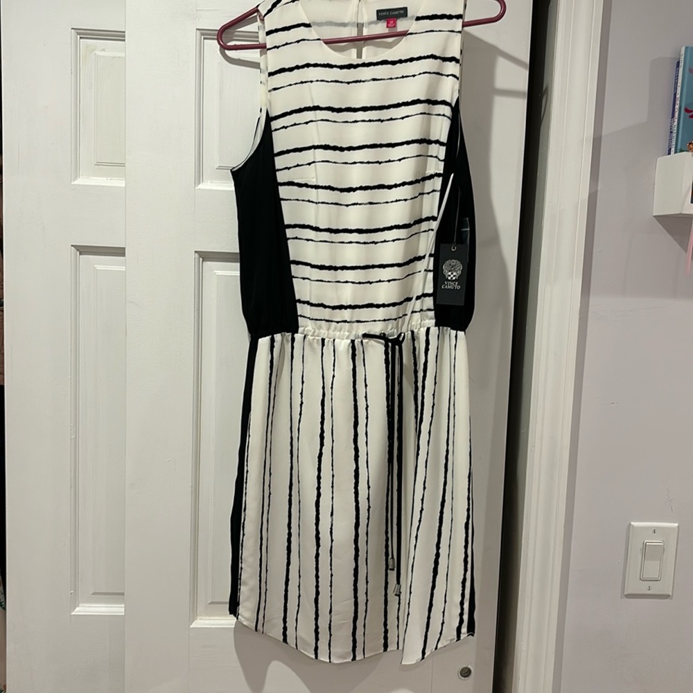 Vince camuto dress black and white stripe